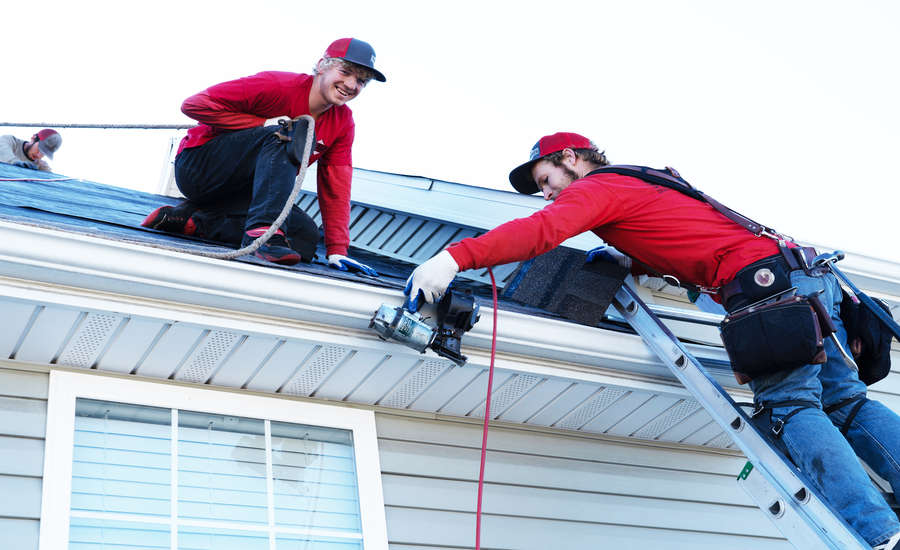 Benefits Of Hiring A Roofing Contractor